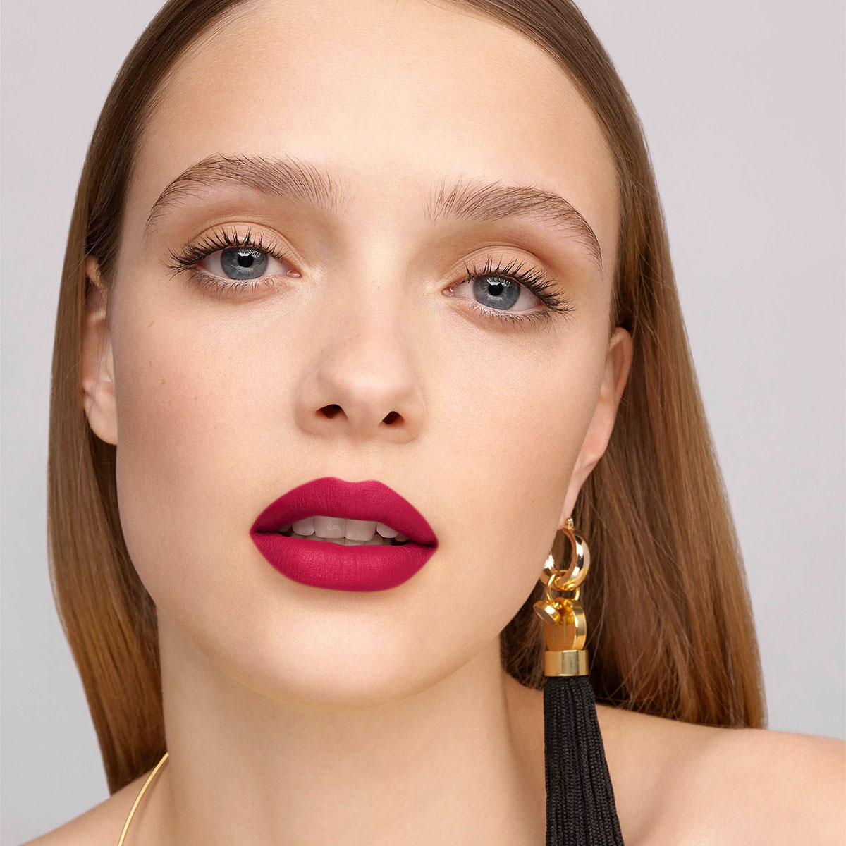 FABULOUS KISS LIPSTICK MATTE (LABIAL EFECTO MATE)